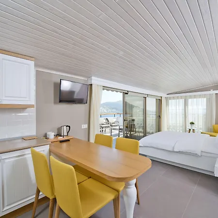 Samira Exclusive & Kalkan