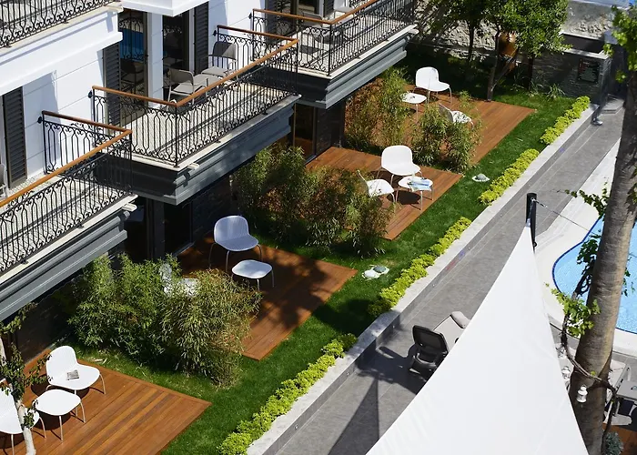 Samira Exclusive & 3*