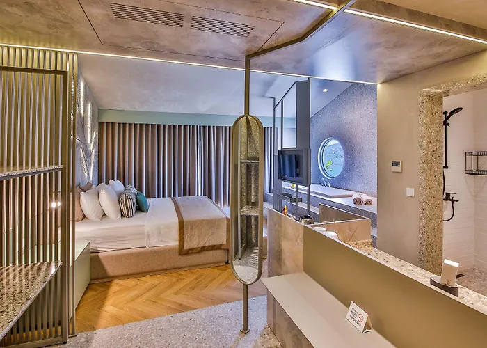 Samira Exclusive & 3*